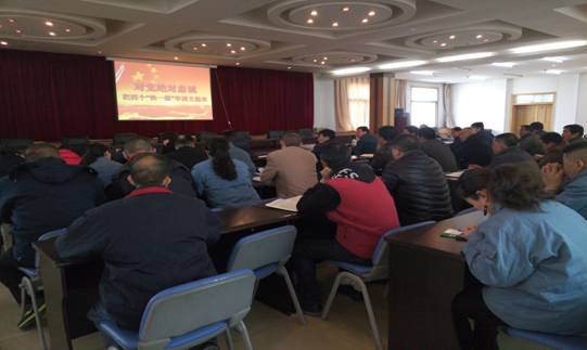 堅(jiān)定信念 對(duì)黨忠誠(chéng)，融會(huì)貫通 學(xué)以致用